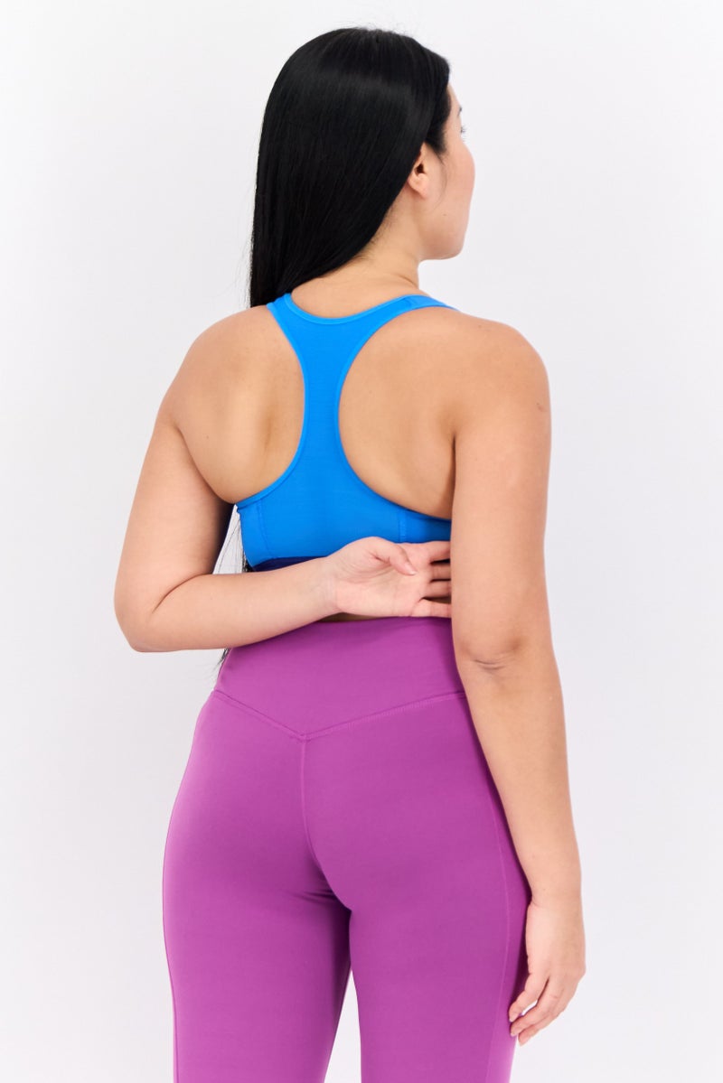 Nike حمالة صدر تدريب بلا أكمام للنساء، زرقاء - Image 3